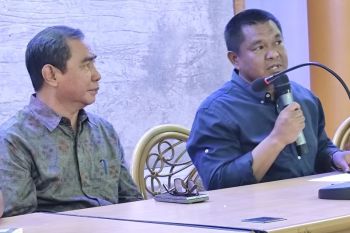 Helmi sampaikan tuntutan NasDem Kalsel ke Dewan Pers