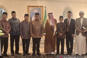 Wakil Ketua MPR RI dorong haji turut jadi upaya diplomasi hentikan perang