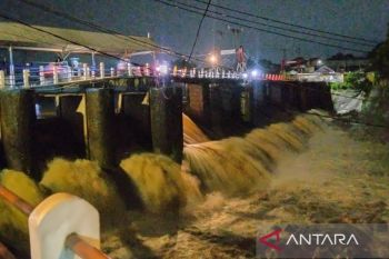 Bendung Katulampa tetap dalam kondisi normal meski Bogor diguyur hujan lebat