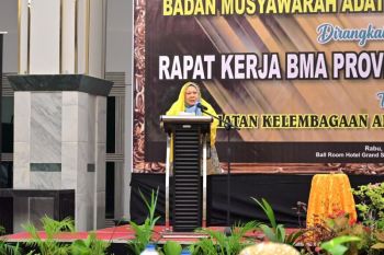 Wagub: Badan Musyawarah Adat berperan strategis jaga adat daerah