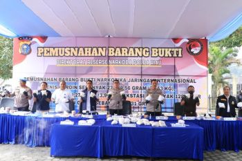 Polda Riau musnahkan 22,53 kg heroin, 3,9 kg sabu-sabu, ekstasi dan ganja