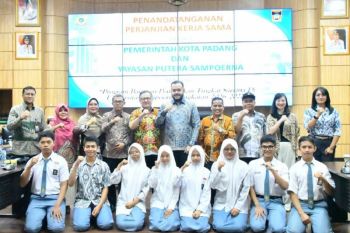 Progul Padang Juara, delapan siswa raih kesempatan kuliah di Sampoerna University dan University oh Arizona