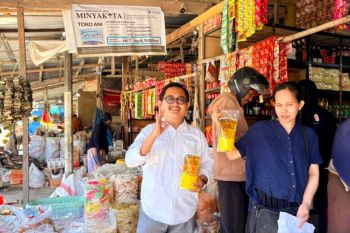 Bulog Kolaka pastikan stok Minyakita aman guna jaga stabilitas harga