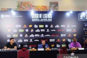 Mantan pelatih timnas Kluivert absen di pertandingan Clash of Legends
