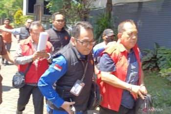 Kejati sita Rp2,36 miliar dari kasus pungli Dinas ESDM Jatim