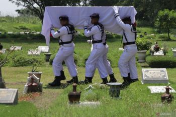 Pemakaman Pilot Helikopter Airbus H130