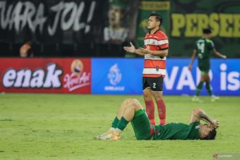 Madura United bungkam Persebaya 2-1