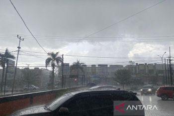 BMKG Kendari imbau masyarakat Sultra agar waspadai potensi cuaca ekstrem hingga 24 April