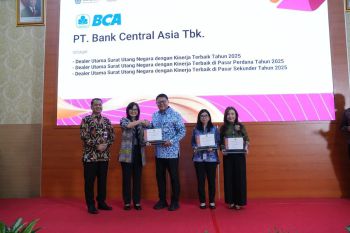 BCA sabet empat penghargaan mitra Surat Utang Negara dari Kemenkeu
