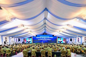 Presiden Prabowo jelaskan alasannya temui langsung 503 ketua DPRD di Akmil