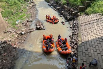 Pramuka Banten tanam ratusan pohon dan susur Sungai Cibanten