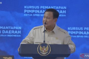 Prabowo memberi arahan untuk ketua DPRD se-Indonesia