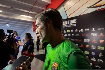 Legenda Barcelona Vitor Baia kagumi atmosfer GBK