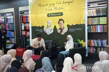 Novelis muda Rintik Sedu menilai medsos&nbsp;dekatkan literasi kaum muda
