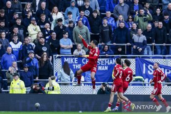 Liverpool menang dramatis 2-1 atas Everton