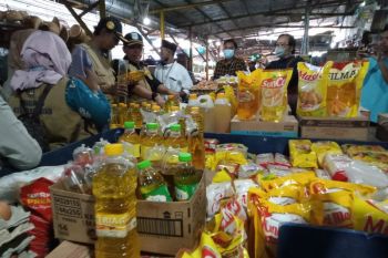 Pemkot Mataram berupaya atasi kenaikan harga minyak goreng