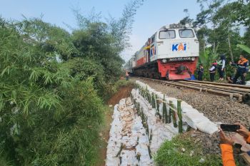 Sempat Putus Total! Intip Kondisi Terkini Jalur KA Siliwangi Sukabumi-Cipatat Usai Rel Terkikis