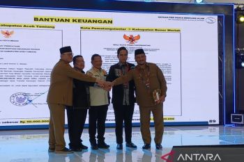 Delapan daerah di Sumut hibahkan TKD Rp260 miliar bantu bencana di Aceh