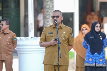 Pemprov Sumbar lepas 108 ASN calon jemaah haji, Sekda tekankan jaga integritas dan nama baik daerah