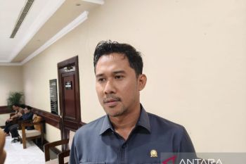Legislator dorong Pemkot Surabaya beri penghargaan jukir capai target