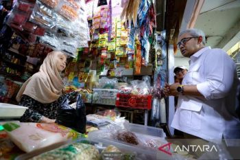 Pemkot Bandung memastikan harga MinyaKita di mitra Bulog sesuai HET