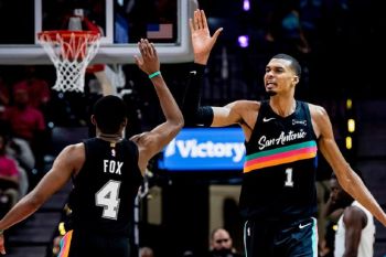 Wembanyama cetak 35 poin di debut playoff, kalahkan Blazers 111-98