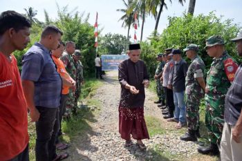 TNI bangun jembatan aramco di Pidie, untuk mudahkan warga bawa hasil pertanian