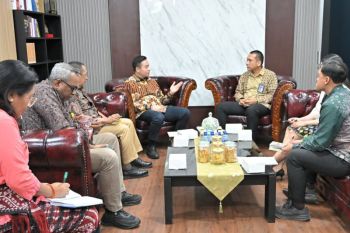 Pemkot Kupang membahas kerja sama perlindungan aset dengan Jasindo