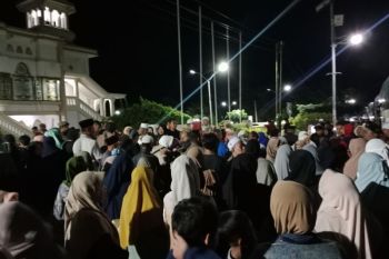 Bupati Lombok Timur mengingatkan calon haji tetap fokus ibadah