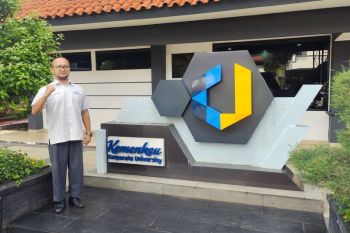 Kartini dalam Bingkai Komunikasi Sosial dan Budaya: Menafsir Ulang Emansipasi di Era Digital