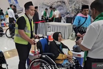 391 calon haji Indonesia kloter pertama diberangkatkan ke Tanah Suci pada Rabu dini hari