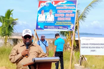 Kota Sorong bangun dermaga hingga pabrik es dukung KNMP