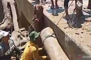 Material longsor sumbat jembatan di Batang Muaro Samuik, ancaman susulan mengintai