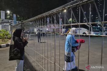 3.195 calon haji Kabupaten Bekasi berangkat bertahap terbagi dalam 8 kloter