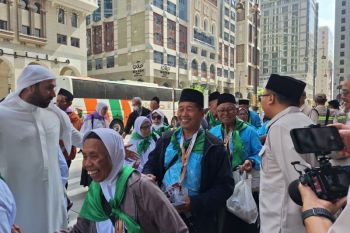 Tiga keloter perdana jamaah calon haji tiba di Arab Saudi
