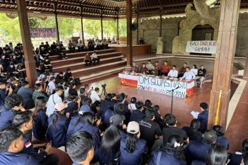 Koster jawab aspirasi mahasiswa: Penanganan sampah terus berjalan