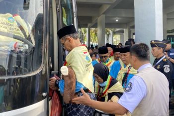 Gubernur Kepri ingatkan jamaah haji banyak minum air hadapi cuaca ekstrem