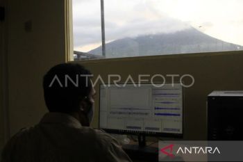 PPG: Aktivitas tektonik Gunung Lewotolok alami peningkatan