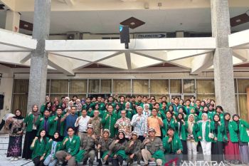 Rektor UNAND lantik pengurus ormawa sekaligus dukung prestasi mahasiswa