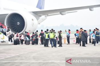 PPIH Palembang tunda keberangkatan tiga calon haji kloter 2 karena faktor kesehatan