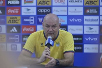 Persib vs PSIM, Bojan Hodak waspadai solidnya pertahanan lawan