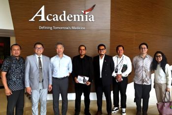 Indonesia's drug authority taps Singapore links to boost capacity