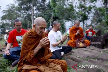 Tokoh lintas iman gelar doa di Gunung Padang serukan tobat ekologis