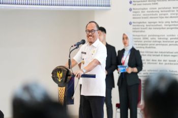 Gubernur targetkan 25 persen kontribusi UMKM terhadap PDRB Sulbar