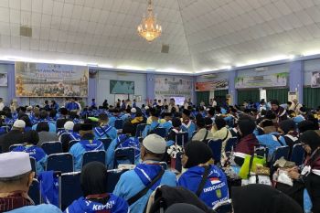 Enam calon haji asal Batam dan Karimun tunda berangkat