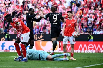 Bayern Muenchen diimbangi tim tamu Heidenheim skor 3-3