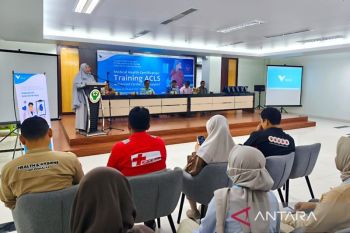 Dinkes Kolaka perkuat kompetensi tenaga medis lewat pelatihan ACLS
