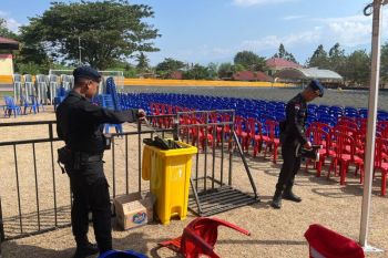 Satbrimob Polda-Sulteng sterilisasi lokasi ibadah Paskah Nasional V di Sigi