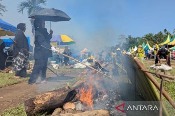 Tradisi toet leumang dan jejak sejarah ulama nusantara