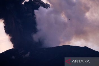 Badan Geologi ingatkan masih adanya potensi gas beracun Gunung Marapi